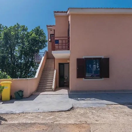 Daire 1 Bedroom Beautiful Apartment In Njivice Njivice
